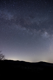 NBA圣诞大战火热直播,巅峰对决引爆篮球狂欢夜 NBA圣诞大战火热直播,巅峰对决引爆篮球狂欢夜